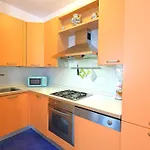 3 CAMERE 6 POSTI LETTO 30m DAL MARE PIAZZA AURORA