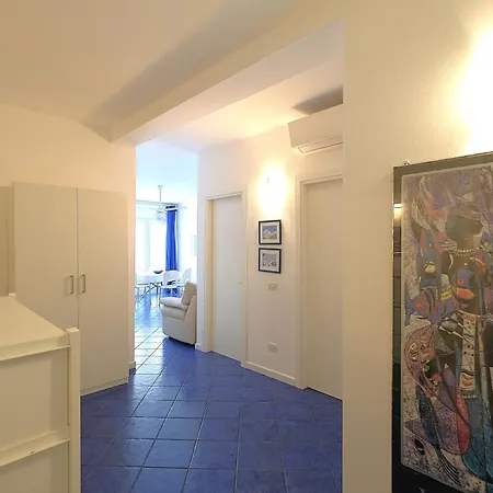 3 6 Posti Letto 30m Dal Mare Piazza Aurora Apartment *